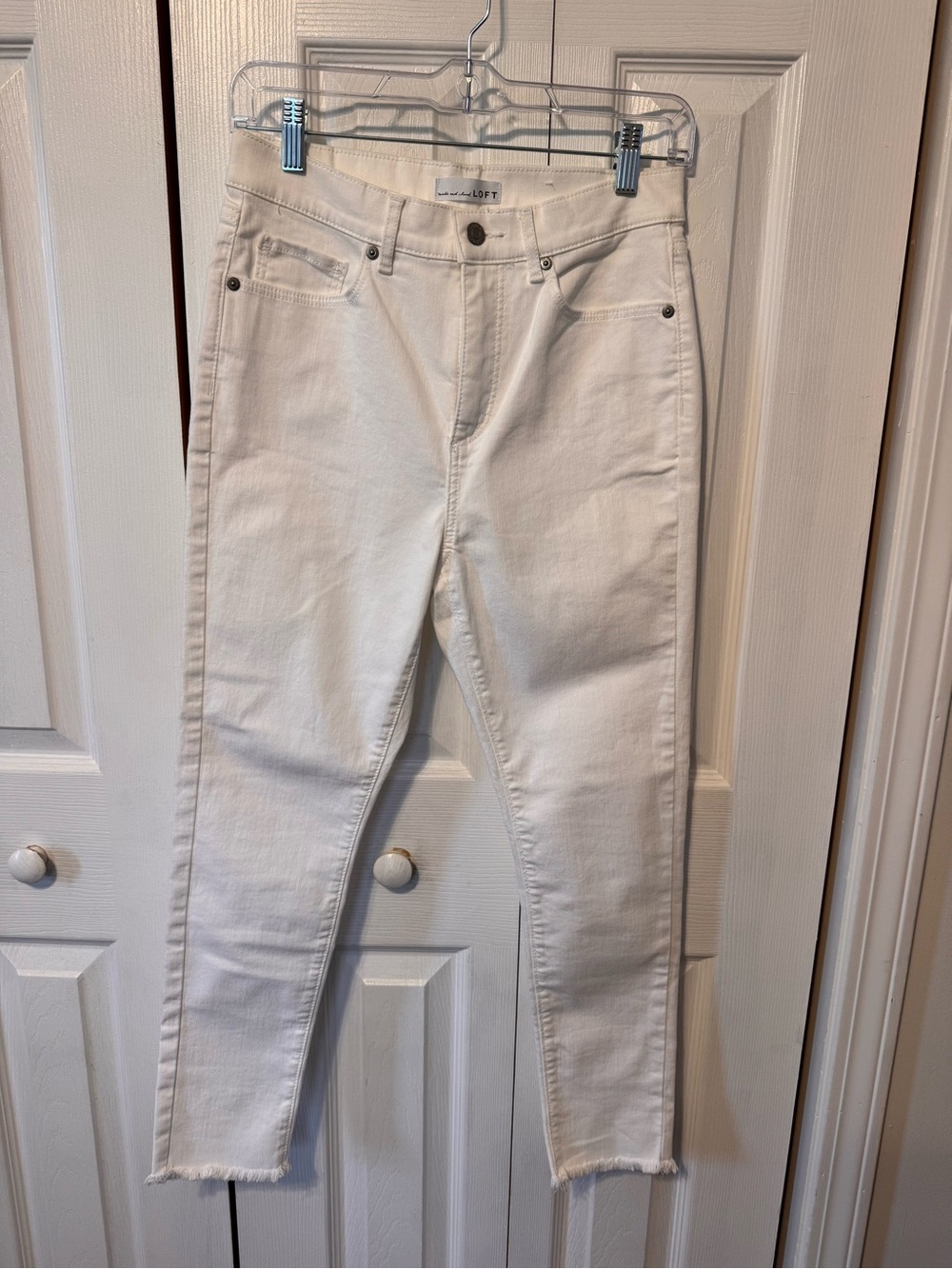 Loft White Denim High-Rise Skinny Jeans Zipper Frayed Hem Size 27 - Picture 2 of 11